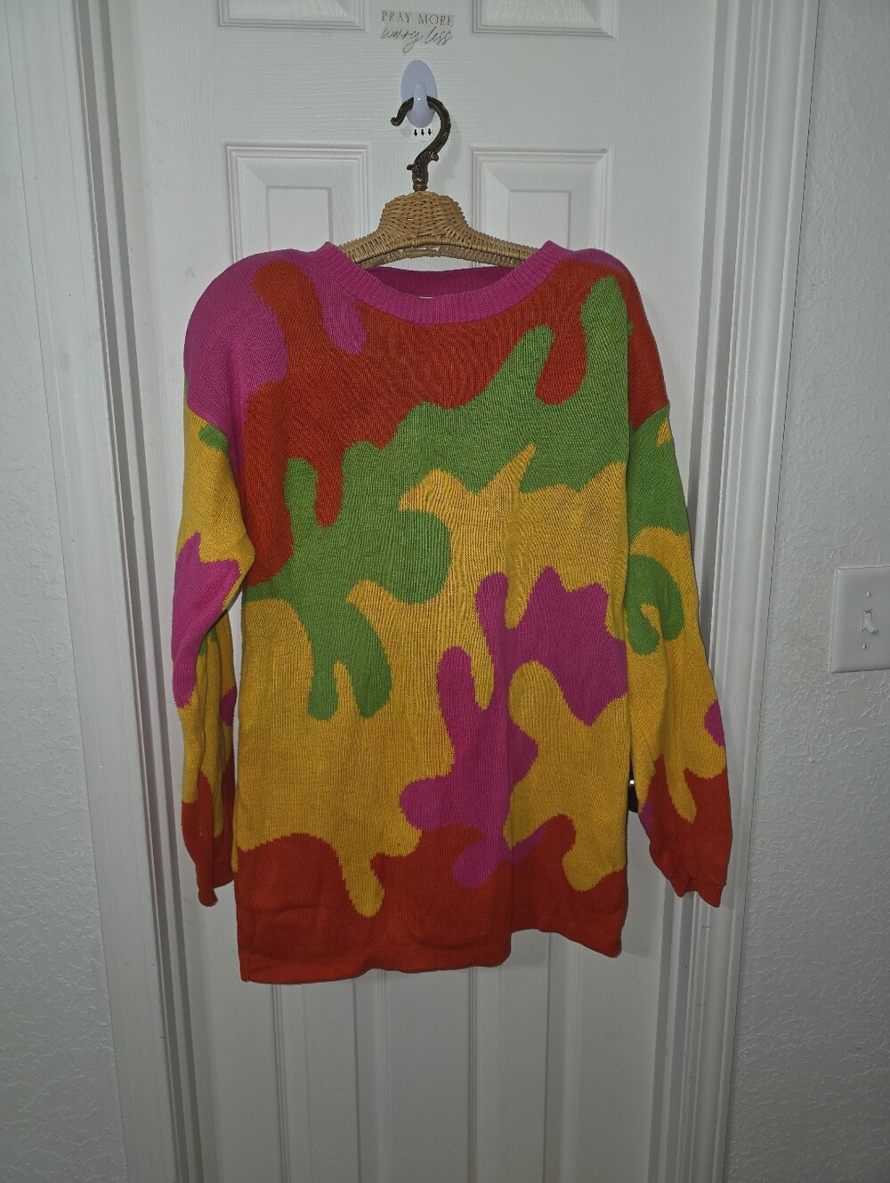 Vintage Partners Abstract Sweater S